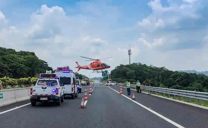 苏仙区高速公路汽车救援案例